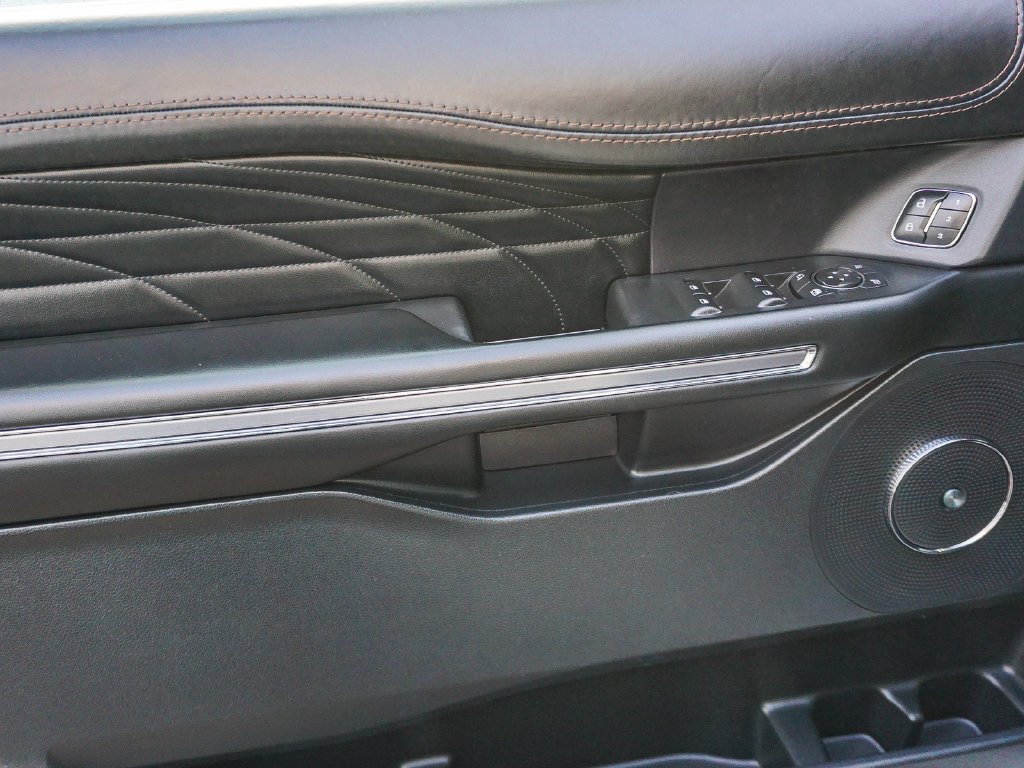 Used 2021 White Ford Platinum image 19