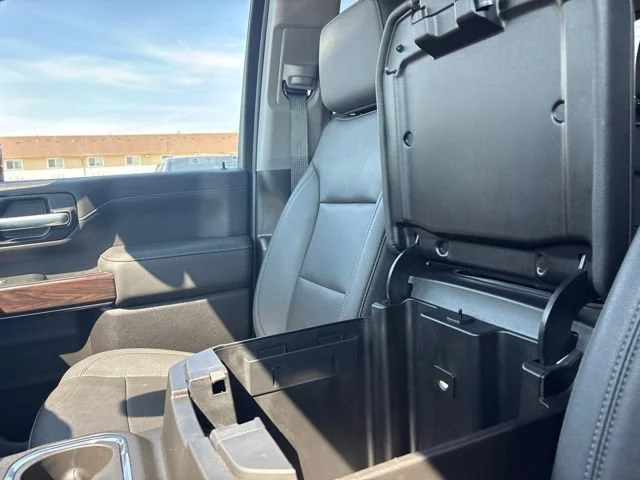 Used 2023 SUMMIT WHITE GMC SLT image 29