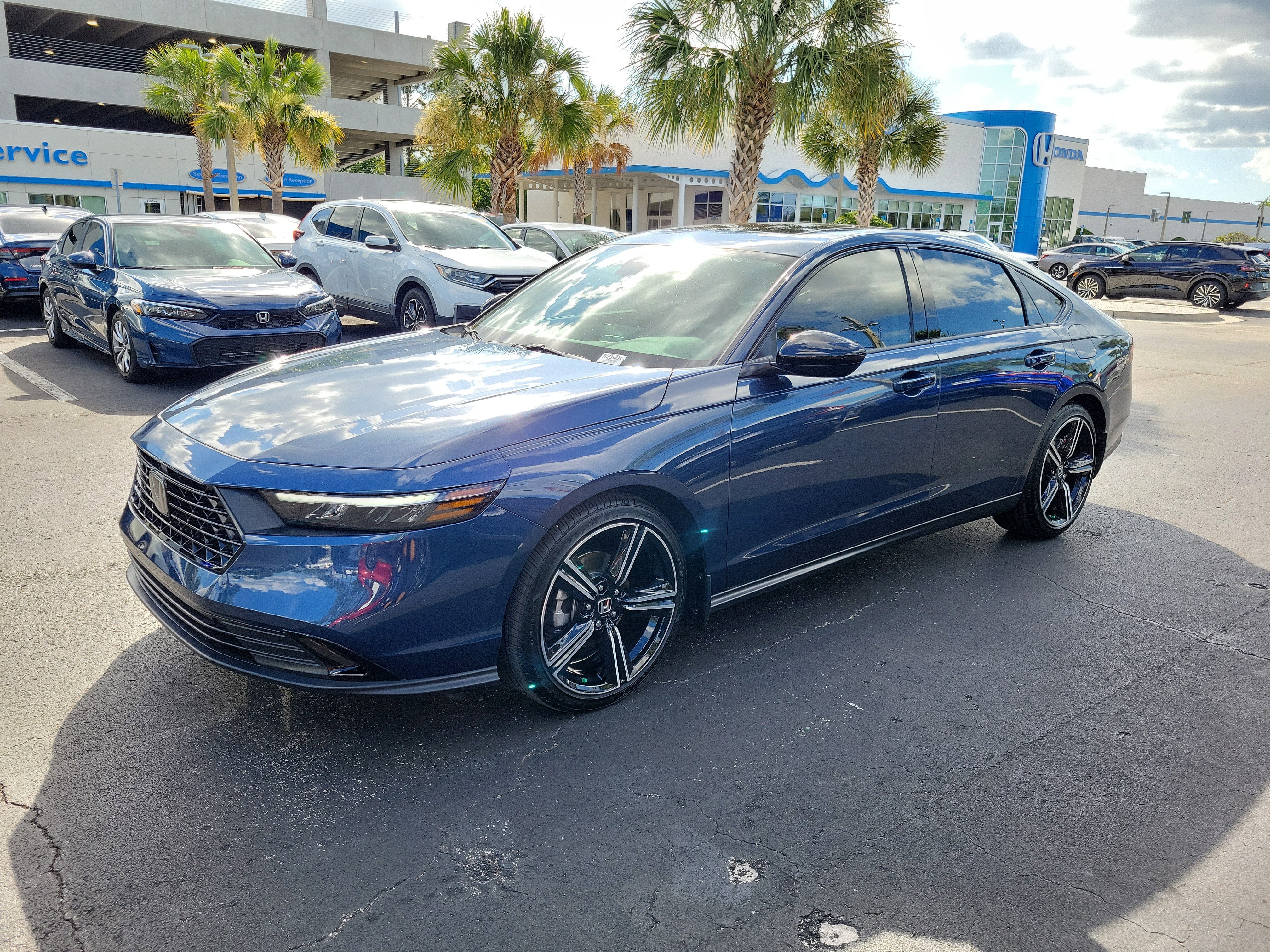 Certified Used 2026 Canyon River Blue Metallic Honda SE image 38