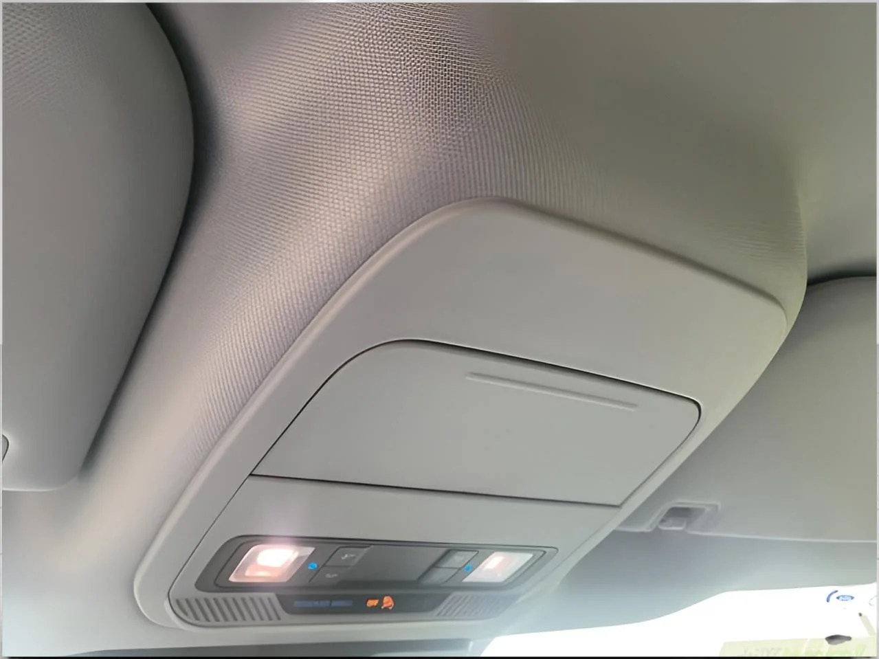 Used 2025 Gray Ford XLT image 9