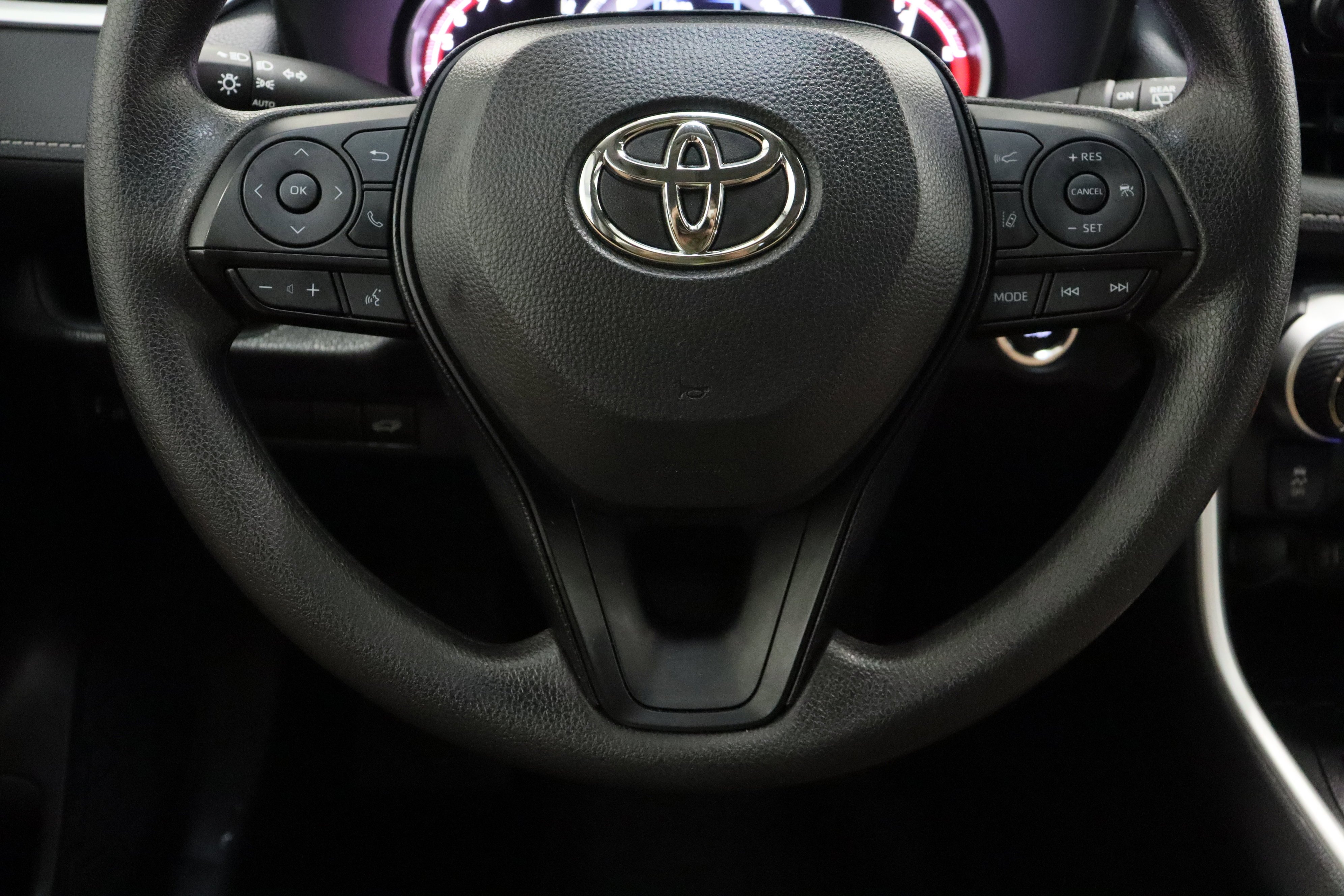 Used 2025 Blueprint Toyota XLE 2.5L image 24