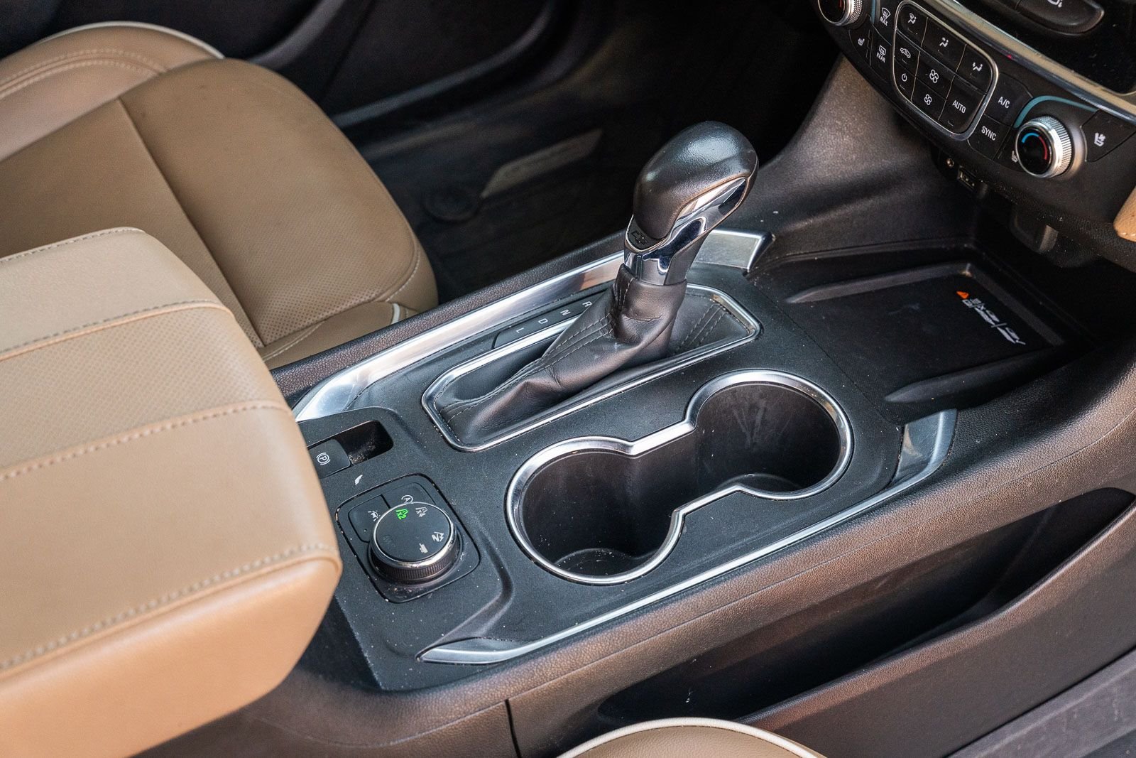 2022 Chevrolet Traverse Premier - Photo 12
