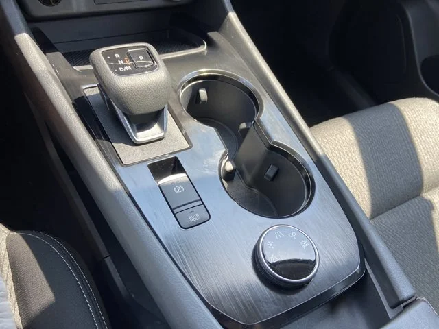 2025 Nissan Rogue SV - Photo 21