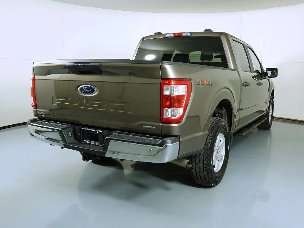 Used 2022 Gray Ford XL image 5