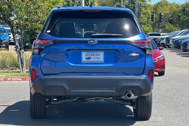 New 2026 DAYBREAK BLUE PEARL Subaru Touring image 5
