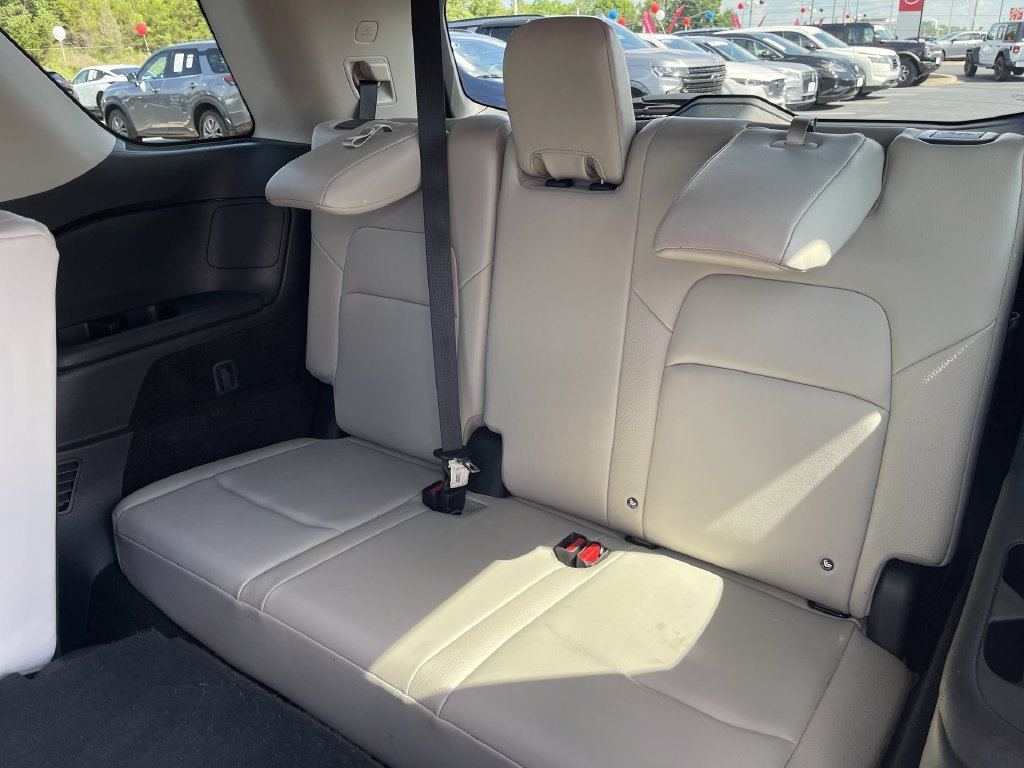 Used 2023 Blue Nissan SL image 23