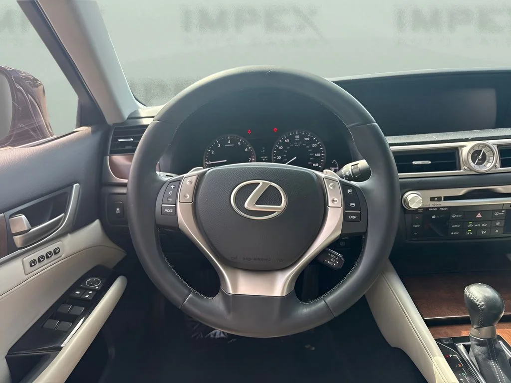 Used 2015 Black Lexus 350 image 9