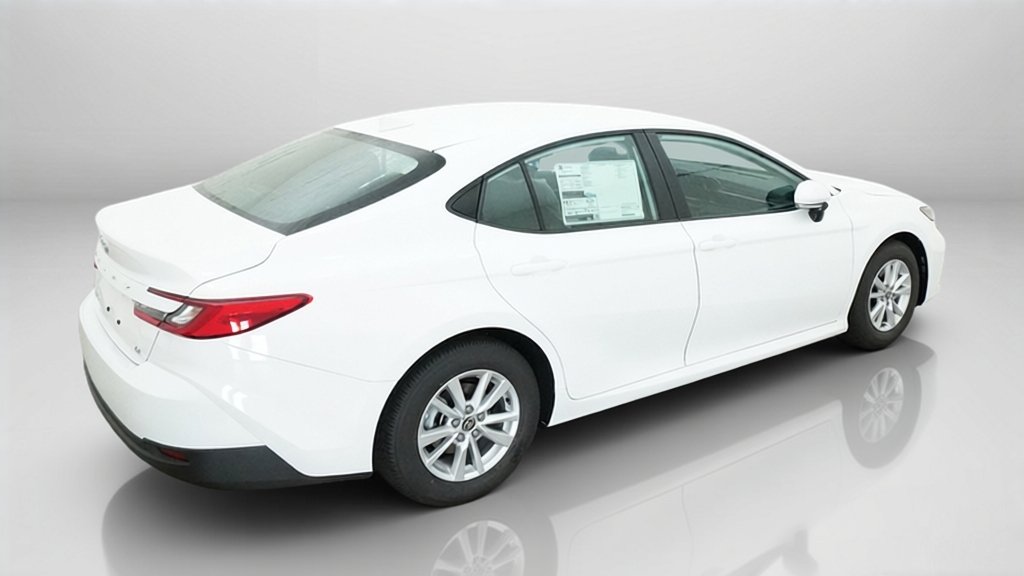 New 2026 Ice Cap Toyota LE image 39