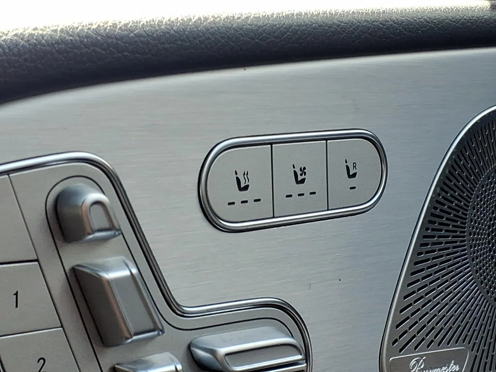 Used 2025 BLACK Mercedes-Benz 450 image 5