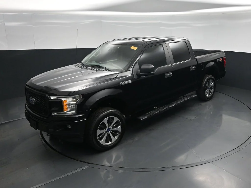 Certified Used 2019 Black Ford XL image 31