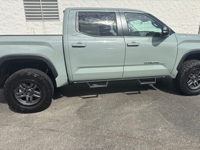 Used 2024  Toyota SR5 image 8