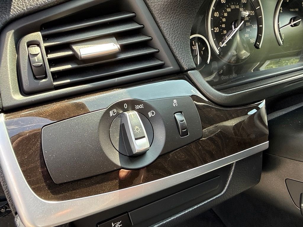Used 2014 Black BMW 535i xDrive image 23