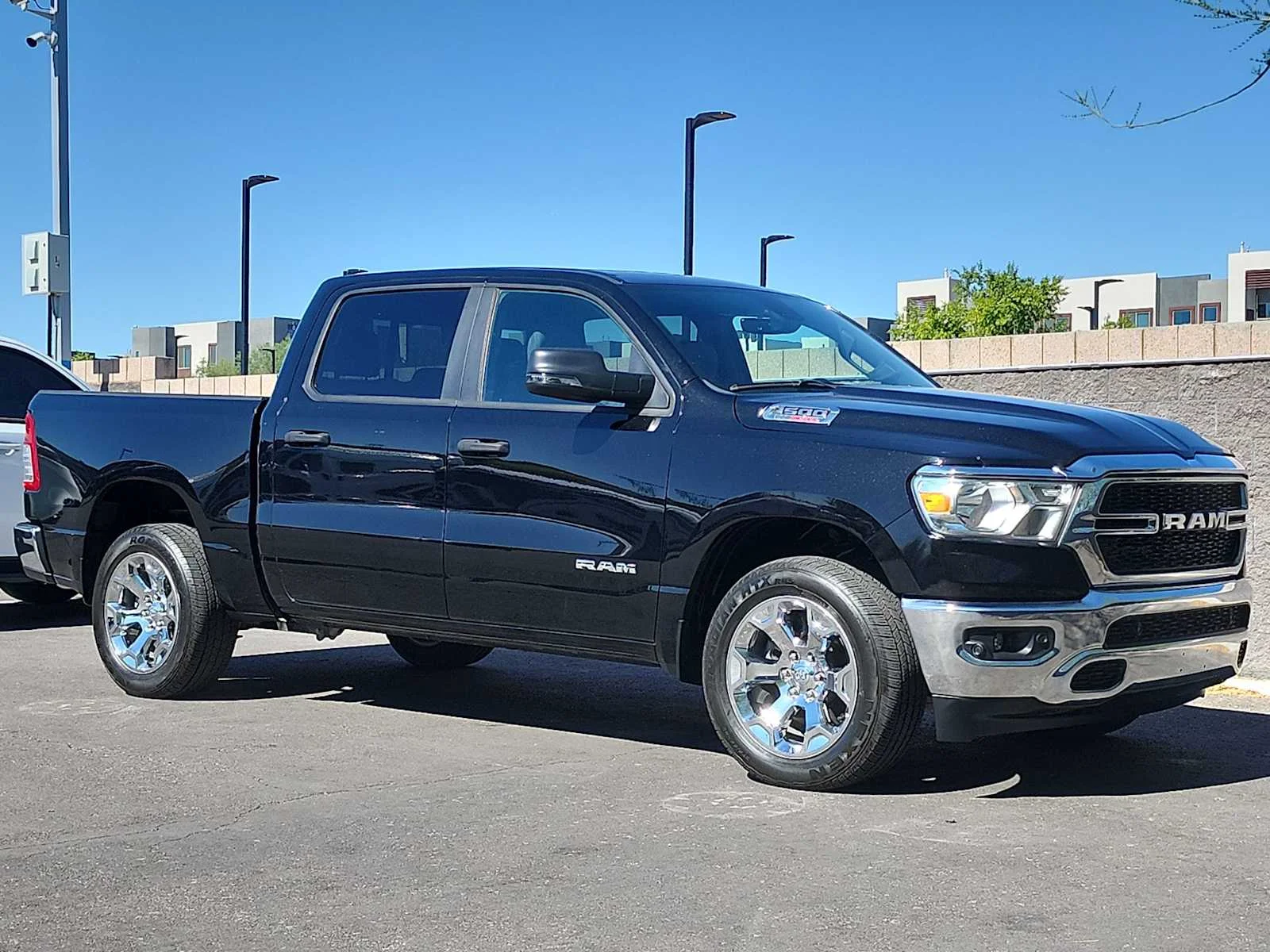 Used 2023 Diamond Black Crystal Pearlcoat Ram Big Horn image 2
