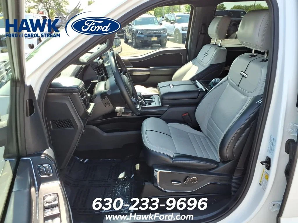 Used 2025 White Ford Platinum image 28