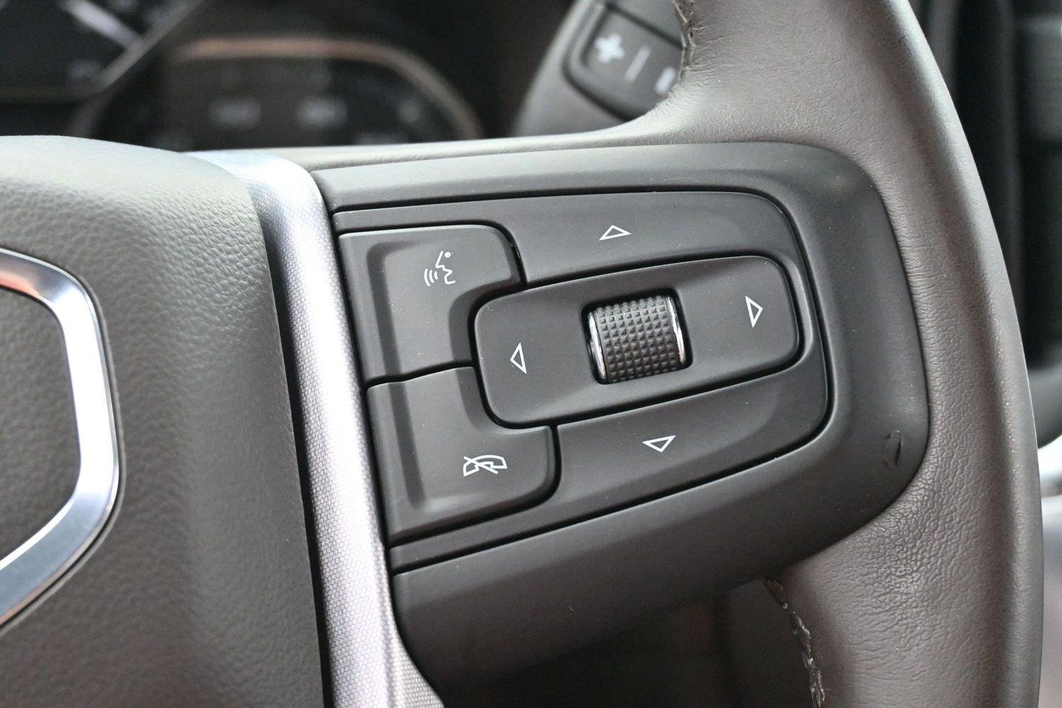 Used 2020 SUMMIT WHITE GMC SLT image 19