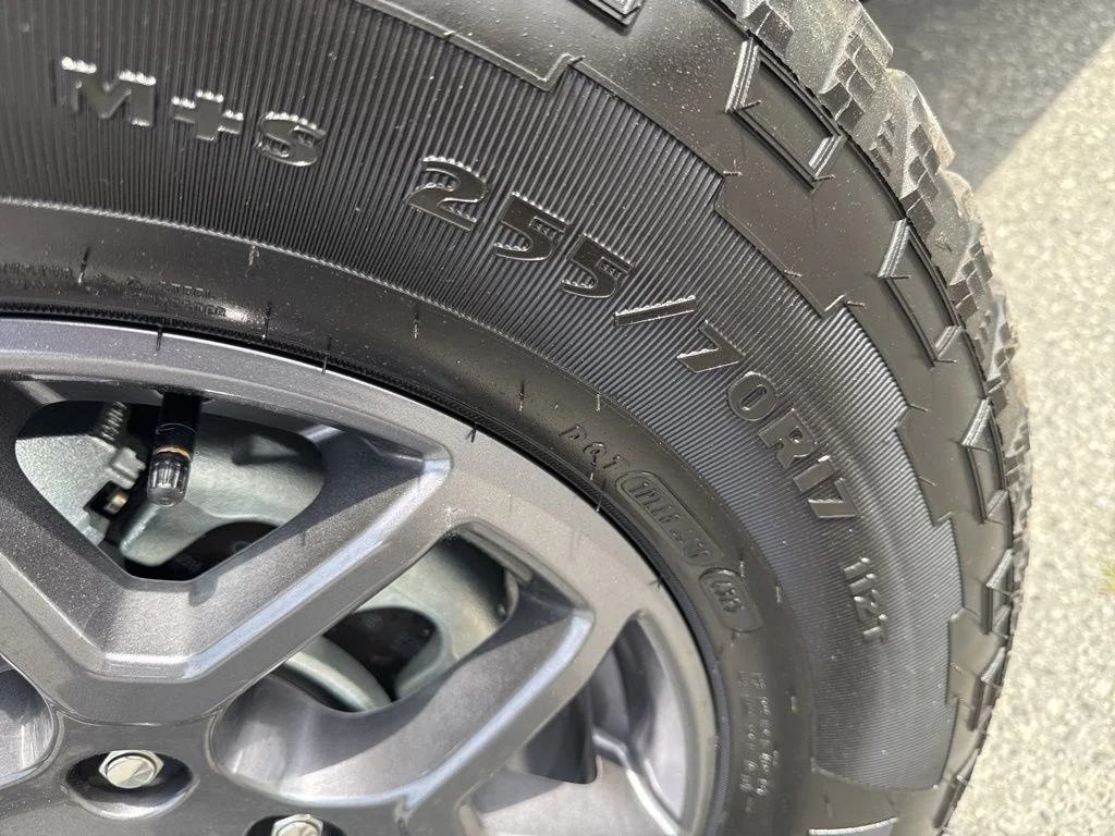 Used 2025 Gray Ford XLT image 33