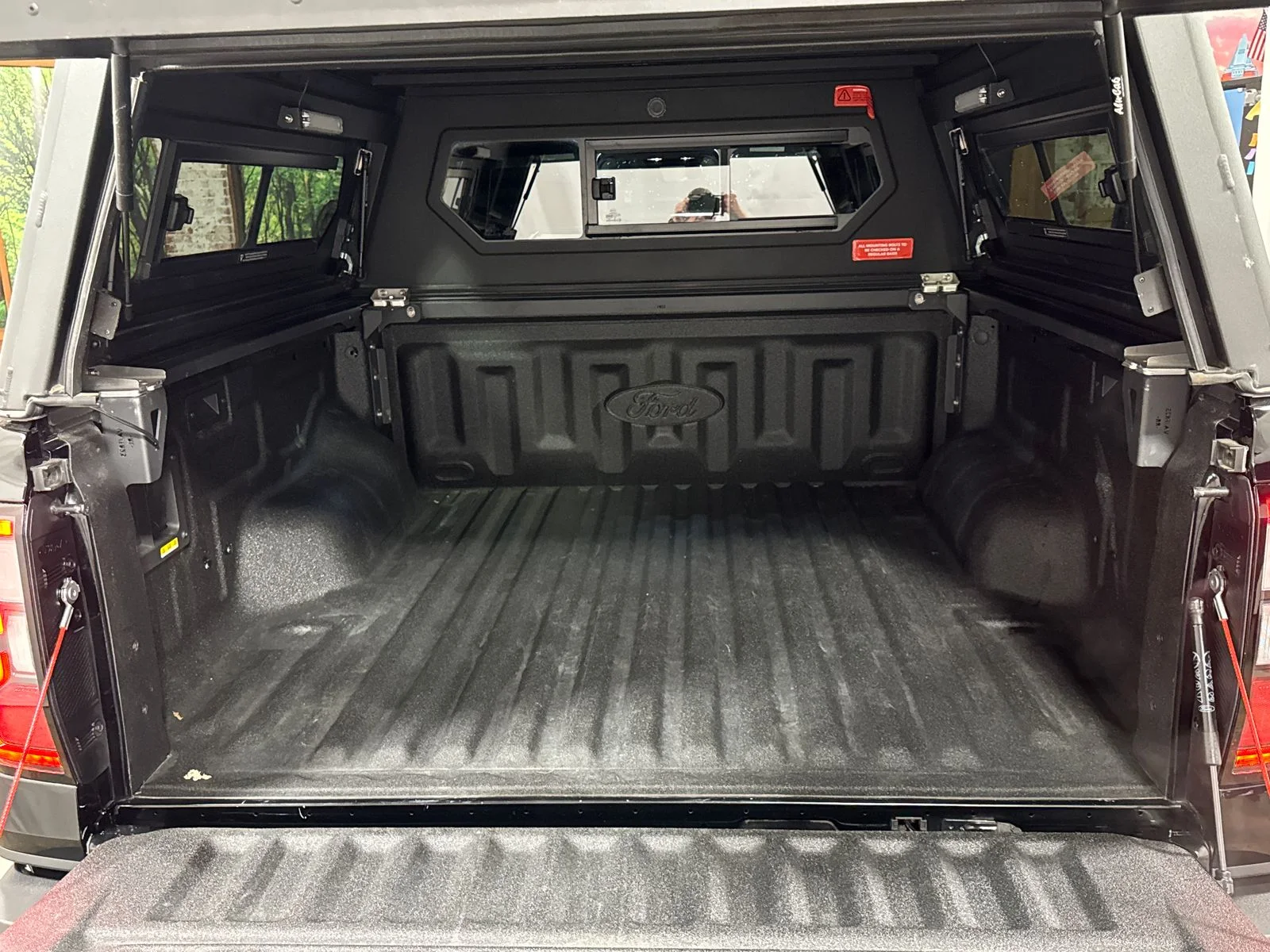 Used 2025 Black Ford Raptor image 25