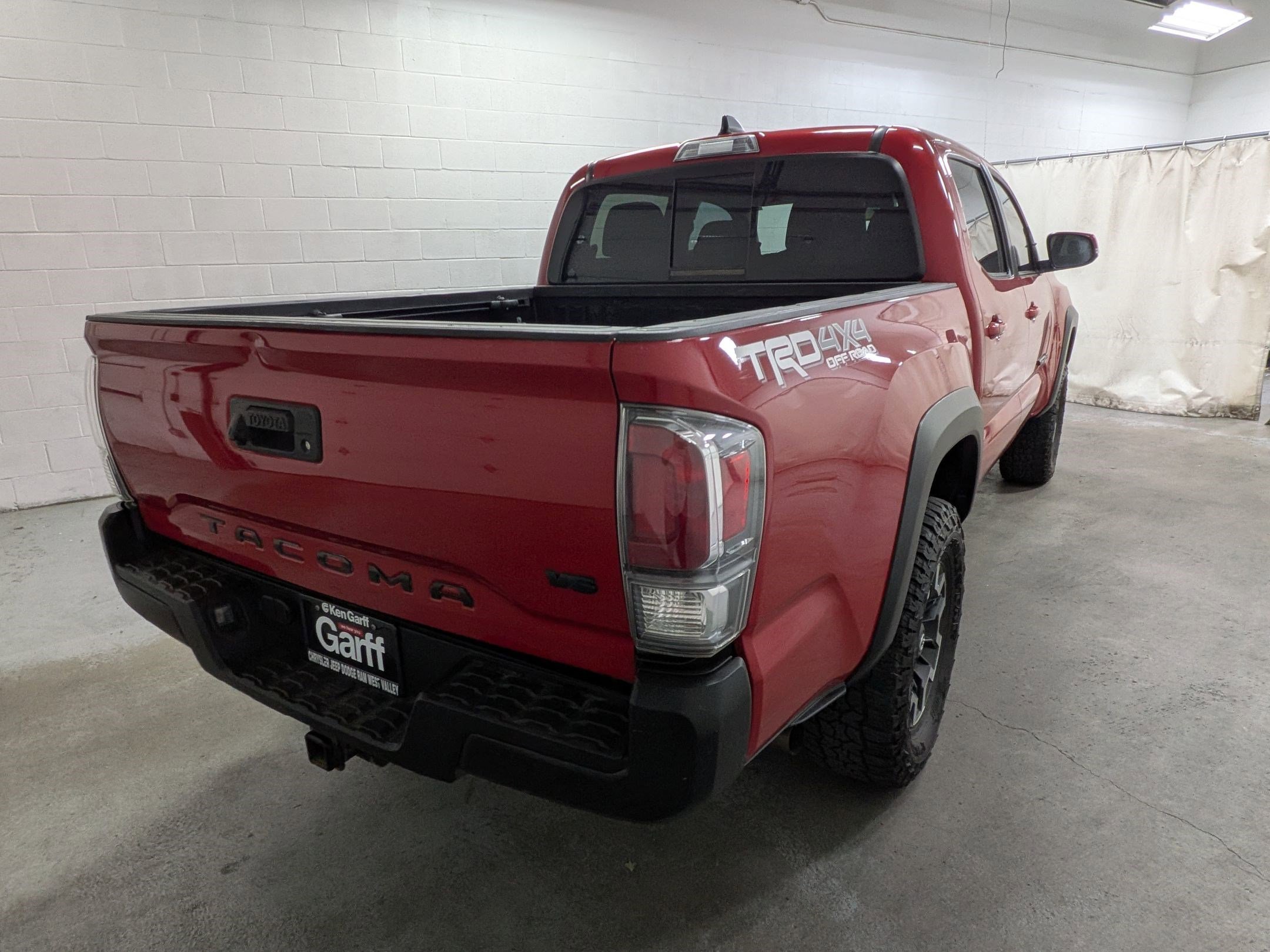 Used 2022 Barcelona Red Metallic Toyota SR image 4