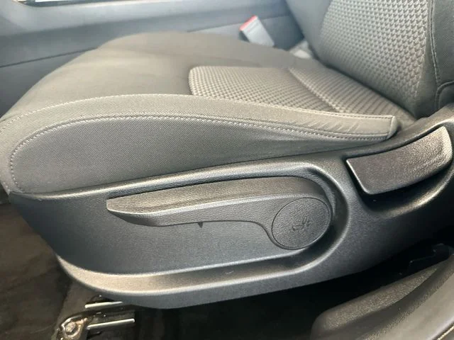 Used 2023 Black Kia LX image 16