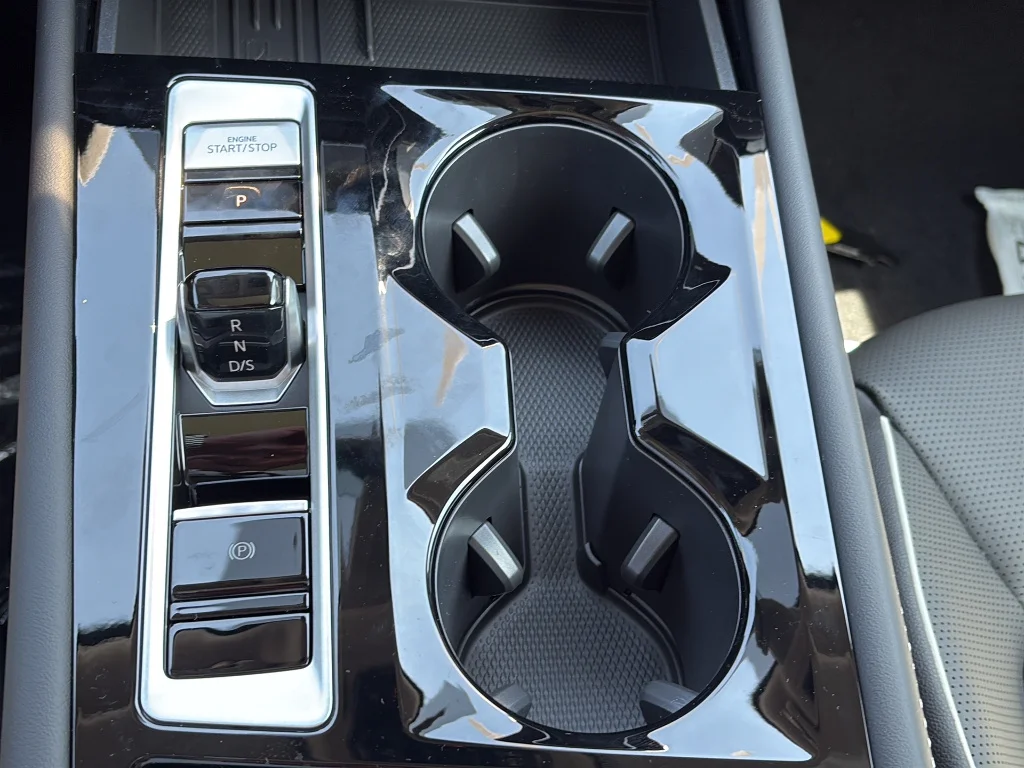 2026 Volkswagen Atlas SEL Premium R-Line - Photo 28