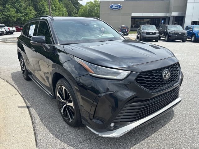 Used 2021 Midnight Black Metallic Toyota XSE image 2