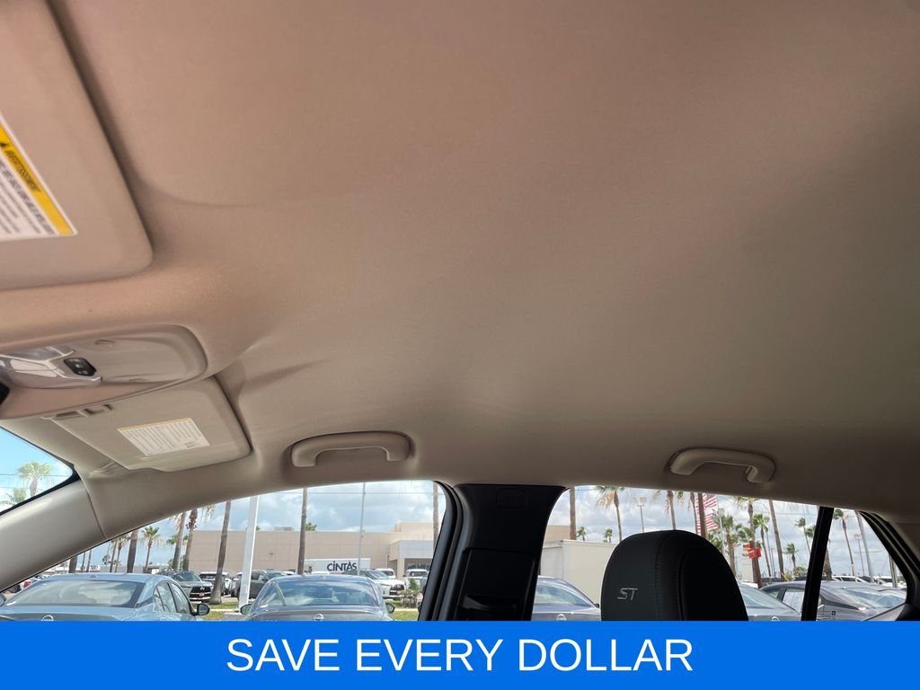 Used 2026 White Buick Sport Touring image 21