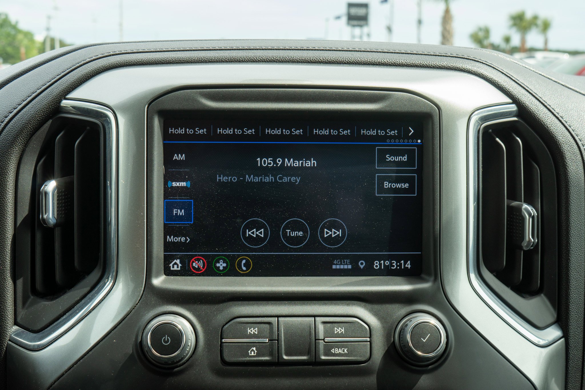 Used 2022 Shadow Gray Metallic Chevrolet LT image 16