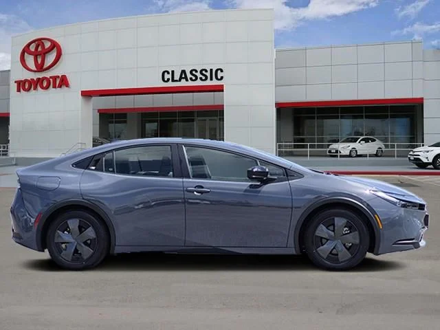 Used 2025 Guardian Gray Toyota SE image 3