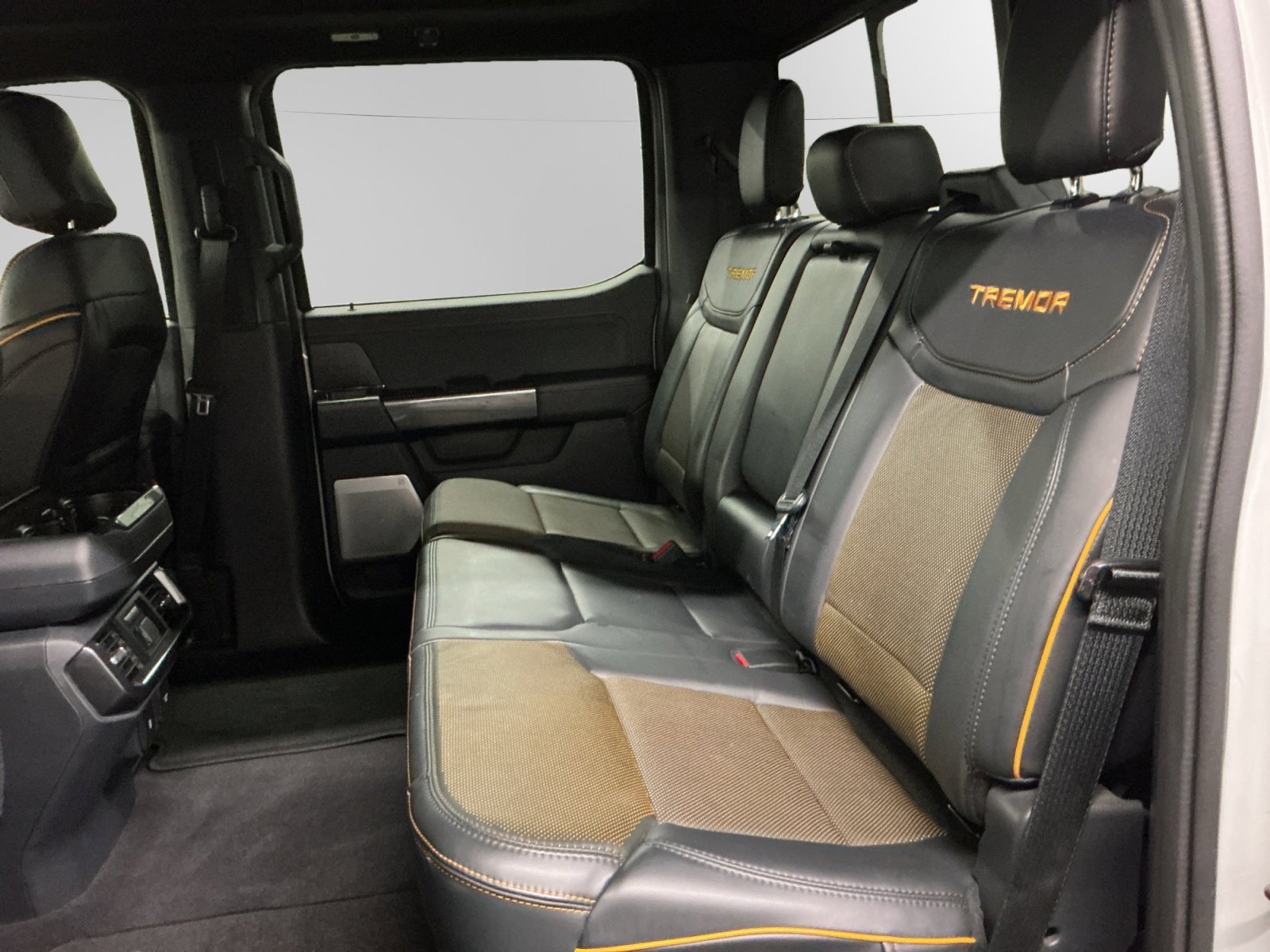 Used 2023 Stone Gray Ford XL image 13