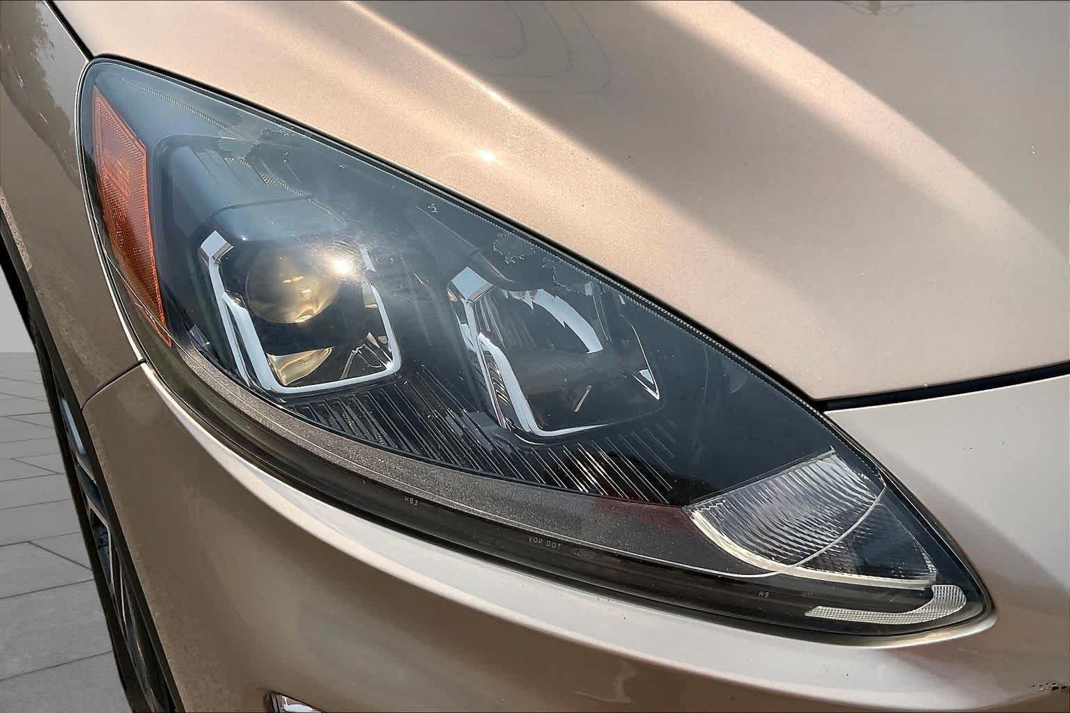 Used 2020 Desert Gold Ford SEL image 27