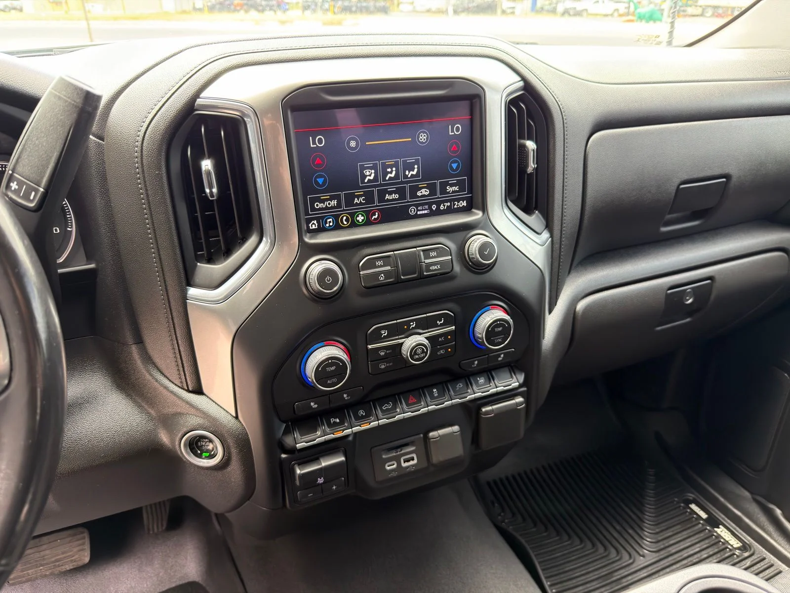 Used 2022 White Chevrolet LT image 22