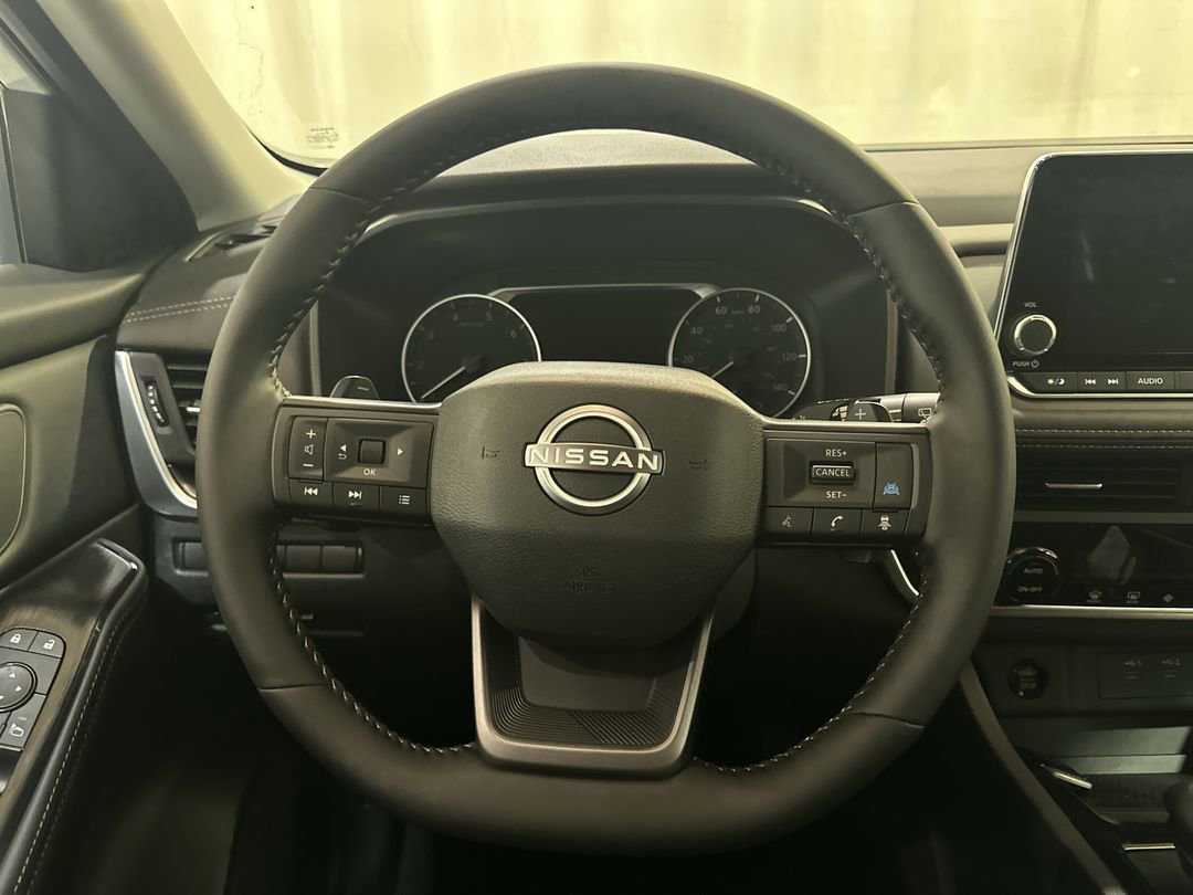 2026 Nissan Rogue SV - Photo 14