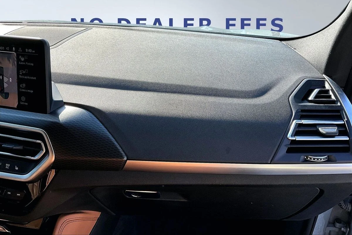 Used 2023 Gray BMW xDrive30i image 26