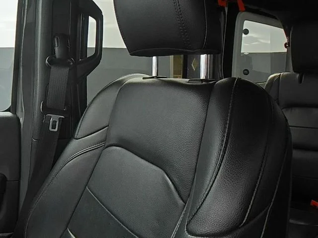 Used 2021 Gray Jeep Unlimited Sahara Altitude image 39