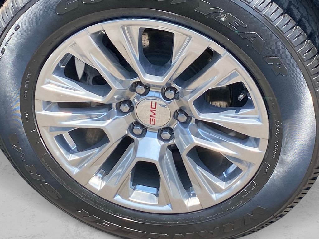 Used 2023 Black GMC Denali image 31