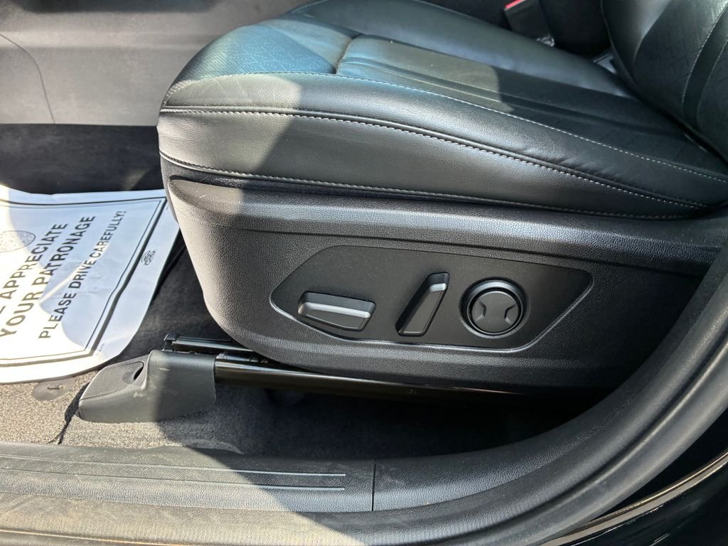Used 2021 Black Kia S image 9