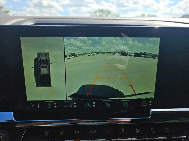 Used 2024 Red Hot Chevrolet ZR2 image 20