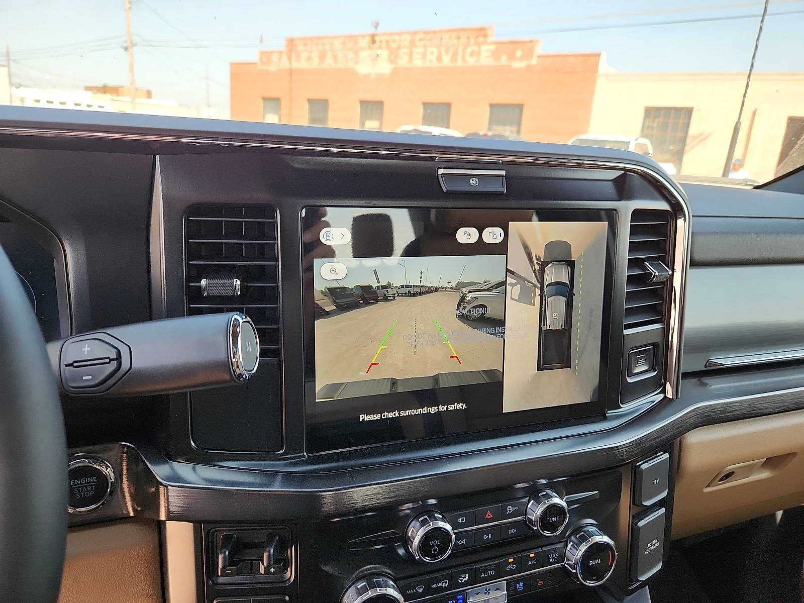 New 2026 Oxford White Ford Lariat image 23