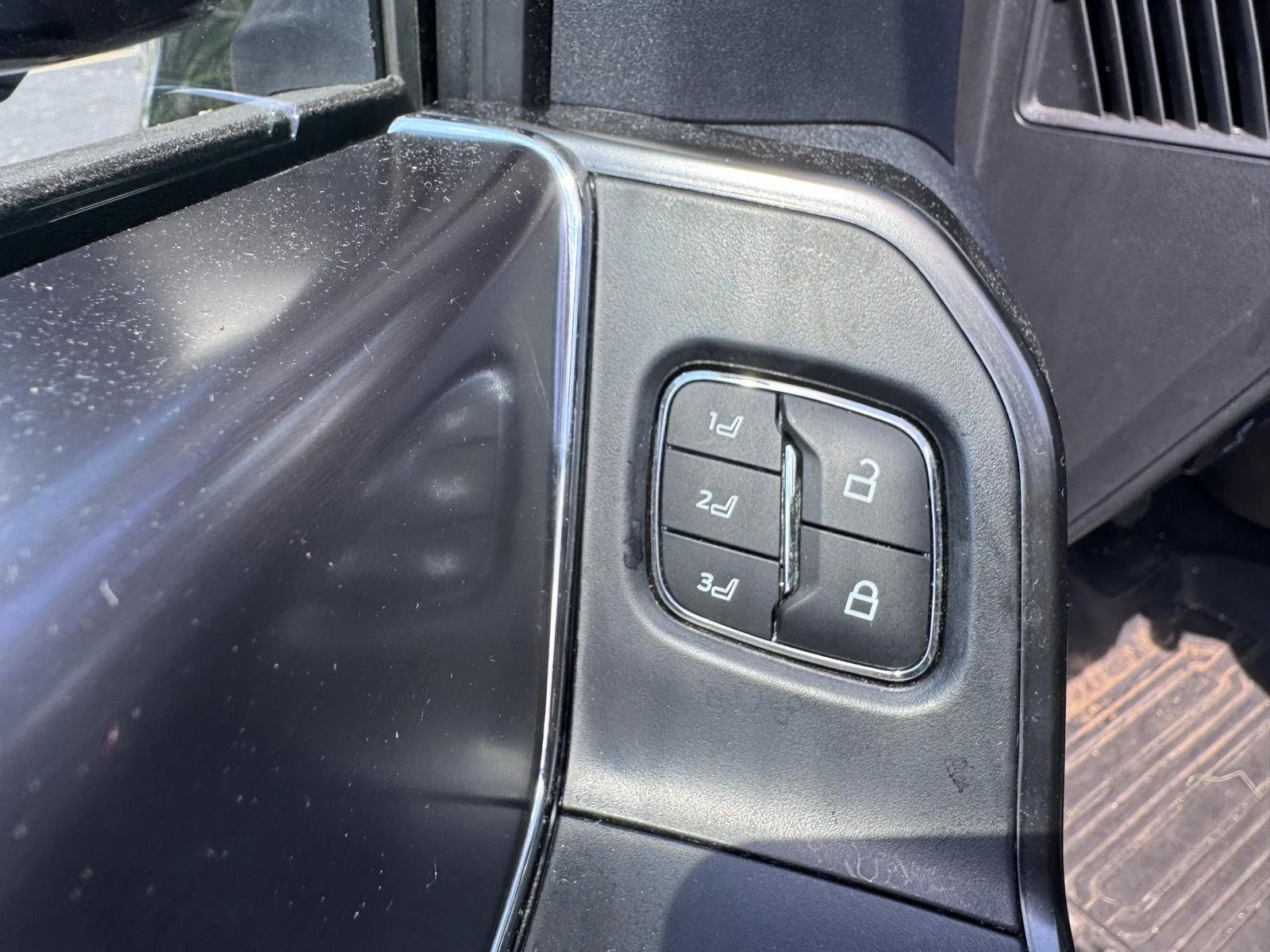 Used 2024 Agate Black Ford Platinum image 12