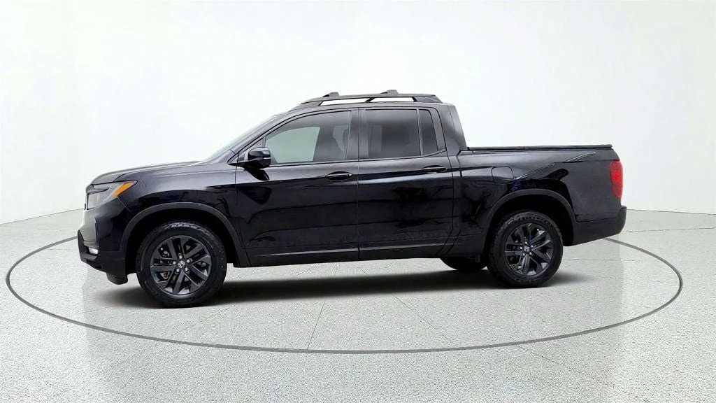 Used 2021 Crystal Black Pearl Honda Sport AWD w/ Tonneau Cover image 8