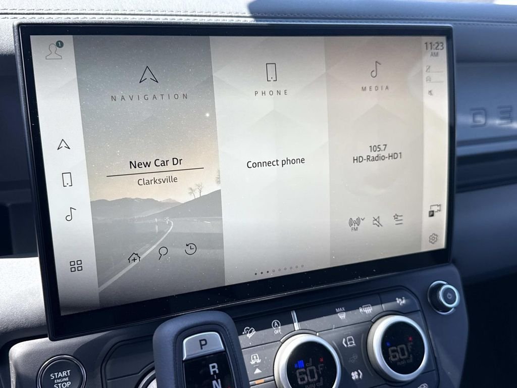New 2026 Woolstone Green Land Rover X image 3