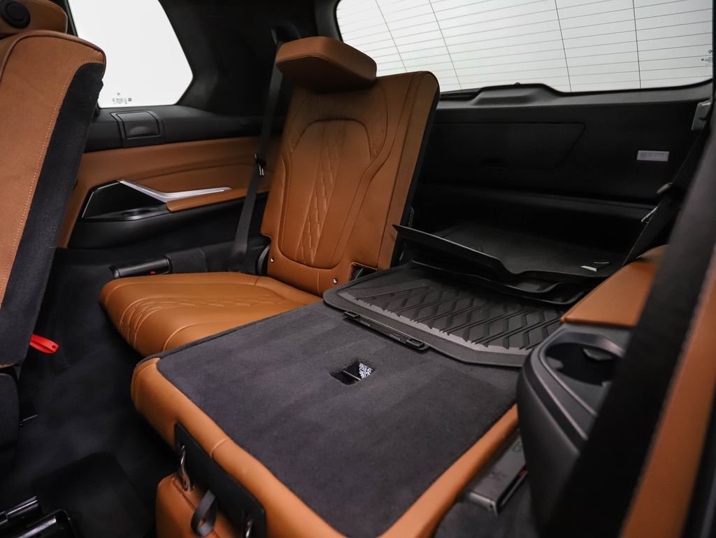 Used 2024 Blue Metallic BMW M60i image 24