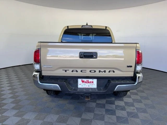 Used 2020  Toyota TRD Off-Road image 6