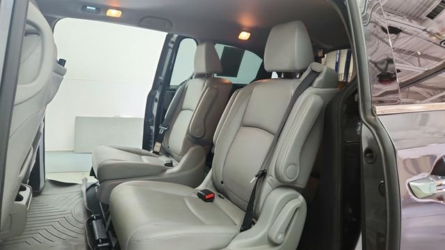 Used 2020 Gray Honda Elite image 19