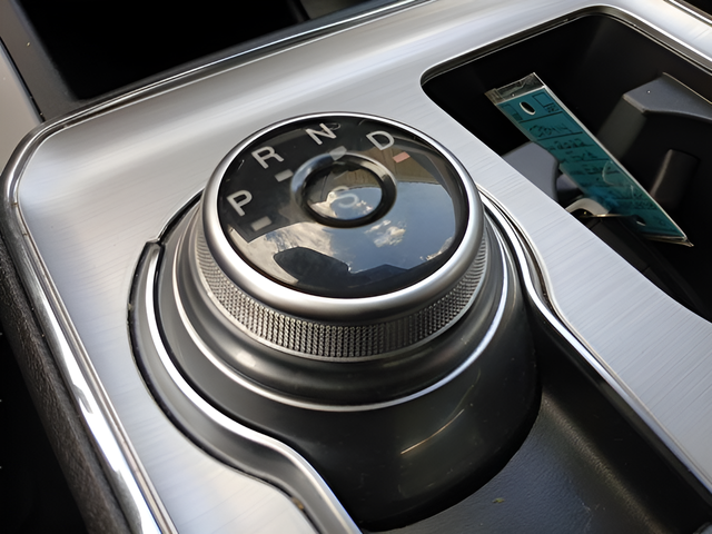 2022 Ford Edge SEL - Photo 12
