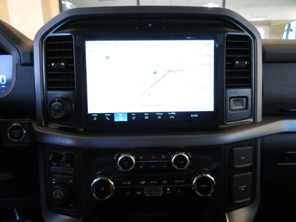 New 2026 Agate Black Metallic Ford XLT image 19