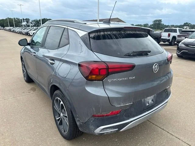 Used 2022 Satin Steel Metallic Buick Select image 5