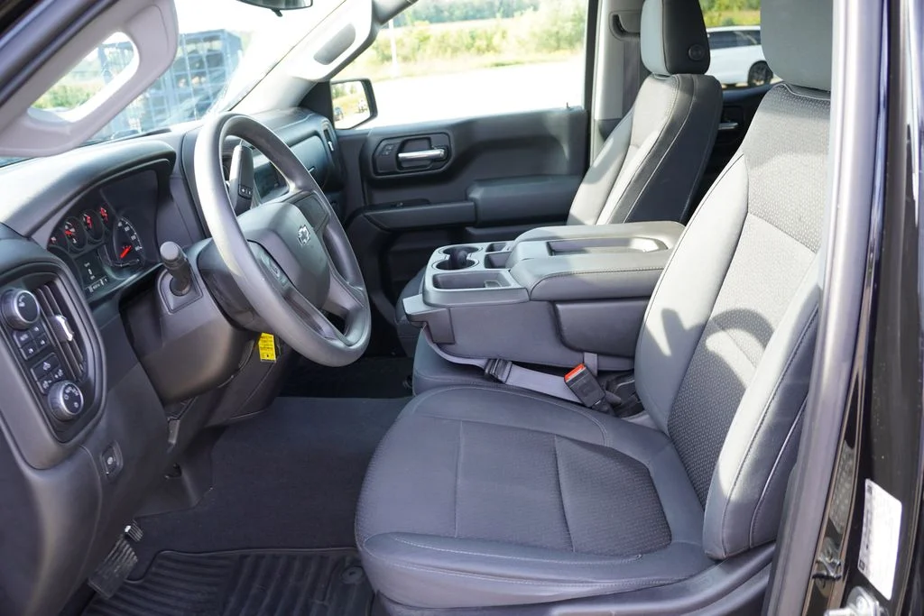 Used 2019 Black Chevrolet Custom Trail Boss image 4