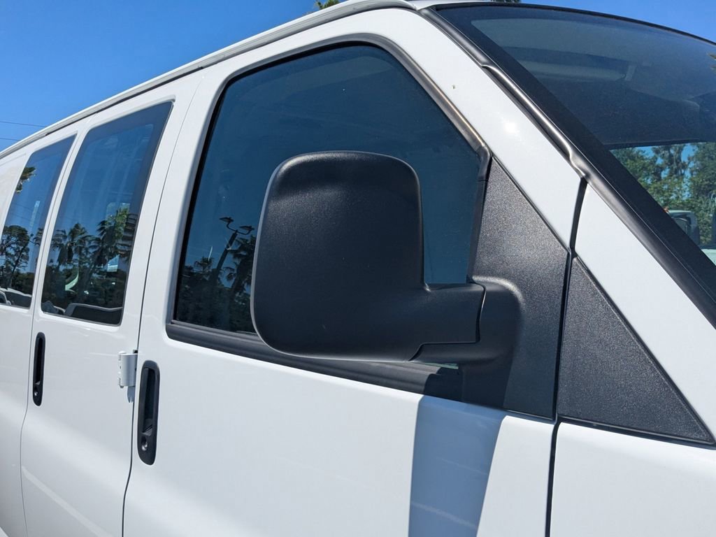 2025 Chevrolet Express Cargo Work Van - Photo 13