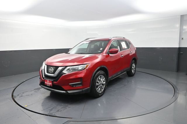 Used 2017 Red Nissan SV image 35